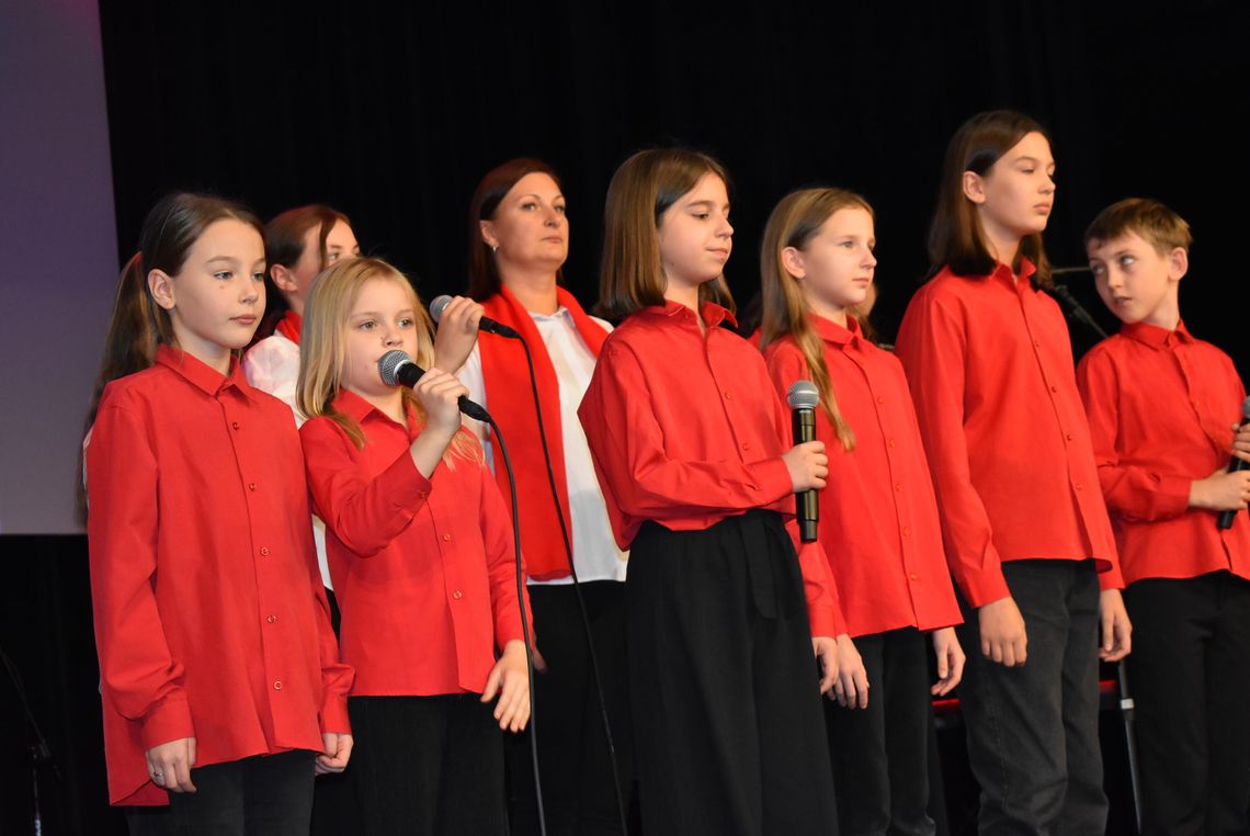 MYSZKÓW. KONCERT GALOWY XXVIII WOJEWÓDZKIEGO FESTIWALU PIEŚNI PATRIOTYCZNEJ. ZDJĘCIA MYSZKÓW. KONCERT GALOWY XXVIII WOJEWÓDZKIEGO FESTIWALU PIEŚNI PATRIOTYCZNEJ. ZDJĘCIA