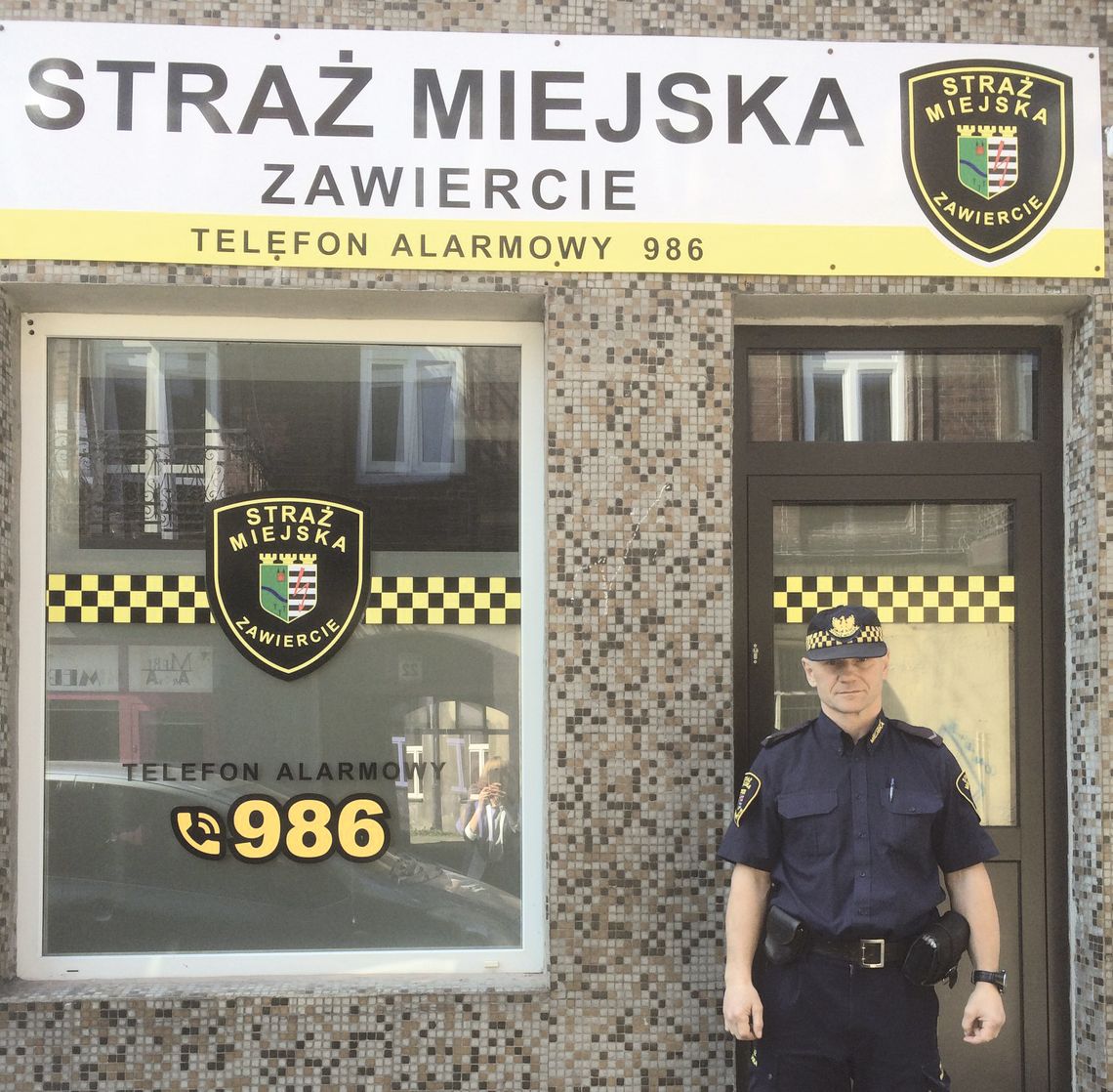 NA MARSZAŁKOWSKIEJ URZĘDUJĄ STRAŻNICY MIEJSCY NA MARSZAŁKOWSKIEJ URZĘDUJĄ STRAŻNICY MIEJSCY