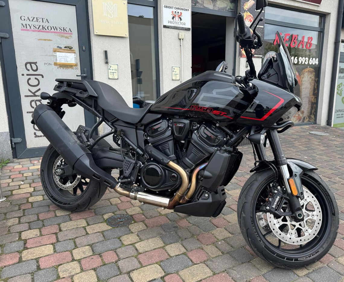 PIĄTEK, DOBRY POCZĄTEK NA HARLEY'A!