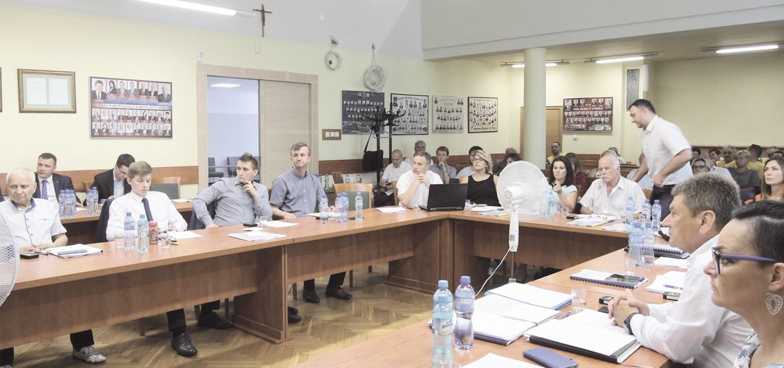 PREZYDENT KONARSKI BEZ WOTUM ZAUFANIA