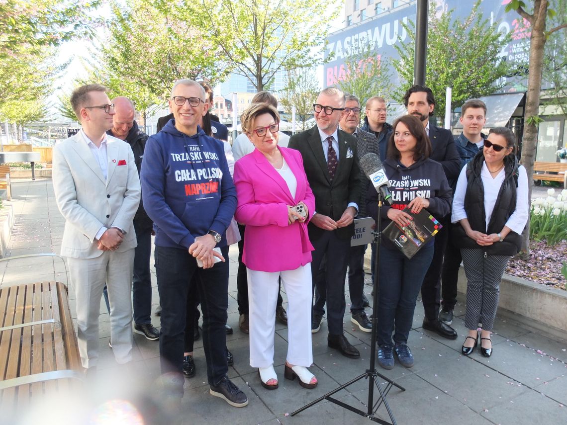 Senator Krzysztof Kwiatkowski zachęca w Katowicach i Zagłębiu do poparcia Rafała Trzaskowskiego Senator Krzysztof Kwiatkowski zachęca w Katowicach i Zagłębiu do poparcia Rafała Trzaskowskiego