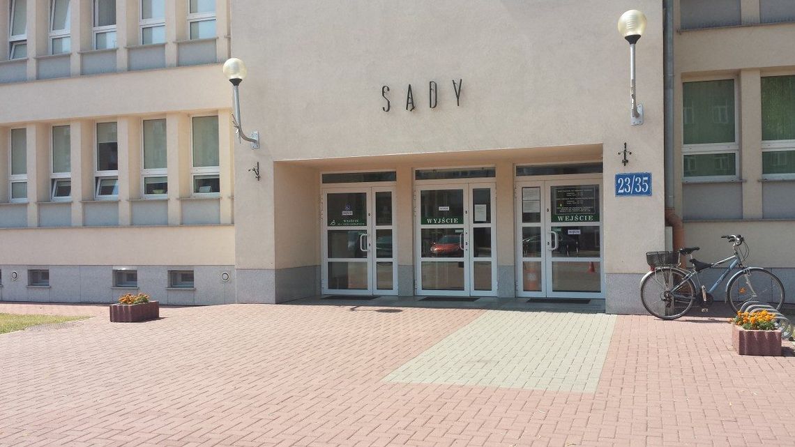 SKAZANY ZA SPRZEDAWANIE NAPARU HALUCYNOGENNEGO PODCZAS DOMOWYCH IMPREZ