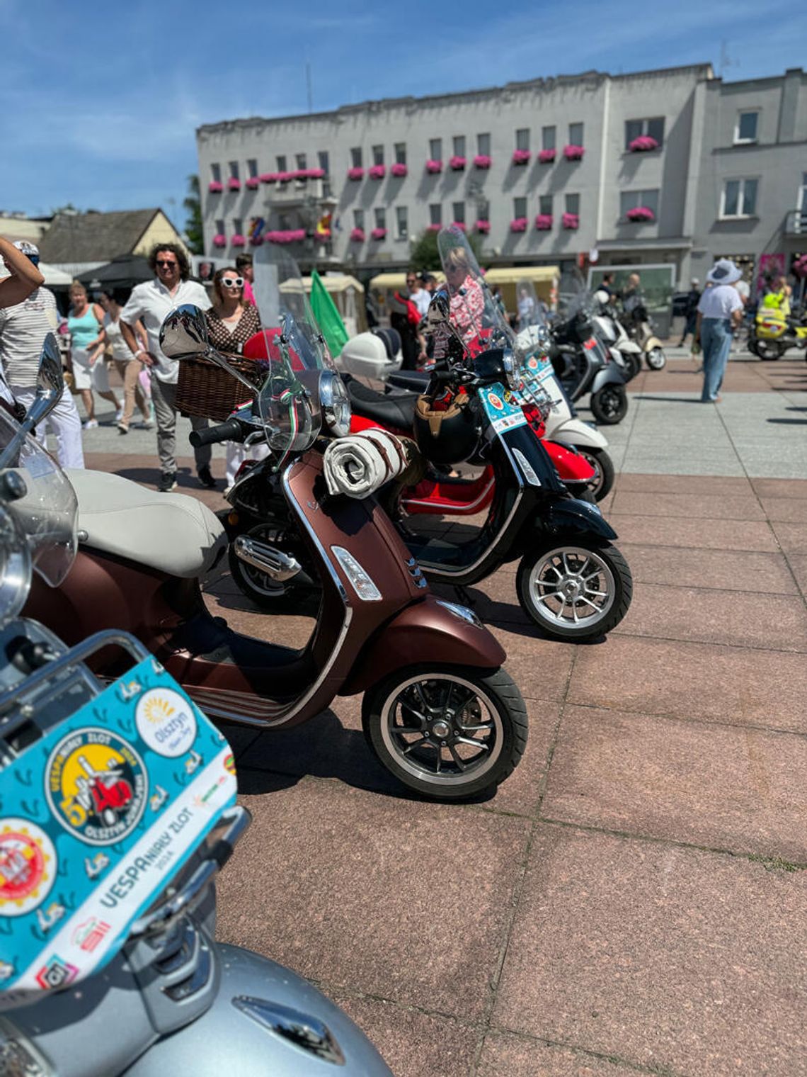 SKUTEREM W PŁOT! - był pijany i miał zakaz prowadzenia pojazdów