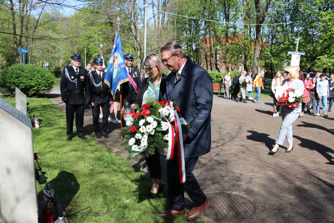 Uroczystości upamiętniające Narodowy Dzień Pamięci Ofiar Zbrodni Katyńskiej w Zawierciu