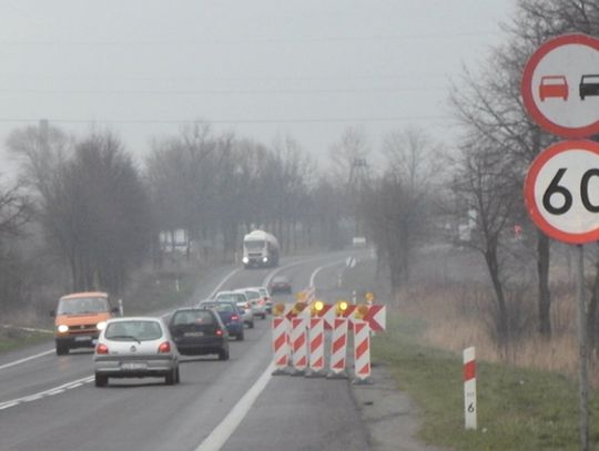 BĘDĄ BUDOWAĆ RONDO: UTRUDNIENIA NA KRAJÓWCE