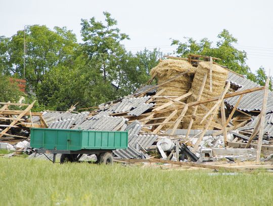 TORNADO SZALAŁO W ŻARNOWCU I PILICY