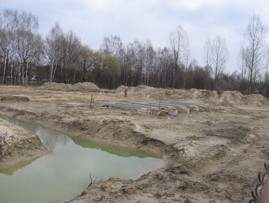 ORLIK, KTÓRY MIAŁ FRUWAĆ – TONIE W BŁOCIE!