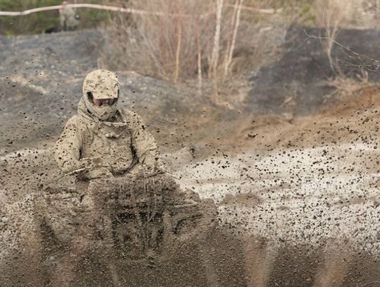 BŁOTO, POT I PISK OPON – II JURAJSKIE MISTRZOSTWA OFF- ROAD NA STARCIE!