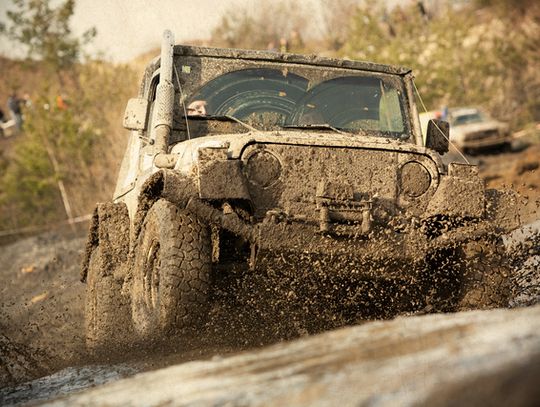 BŁOTO, POT I PISK OPON – II JURAJSKIE MISTRZOSTWA OFF- ROAD NA STARCIE!