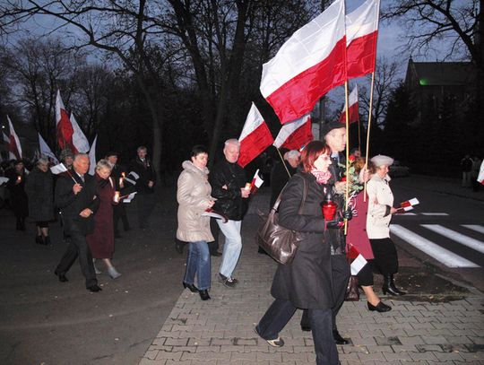 PEŁNI DUMY Z TEGO, ŻE JESTEŚMY POLAKAMI!