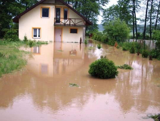 ZNISZCZONE DROGI, ZALANE POLA I PODTOPIONE DOMY!