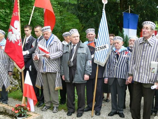 ZAWIERCIANIE ZŁOŻYLI HOŁD POLEGŁYM W EBENSEE 