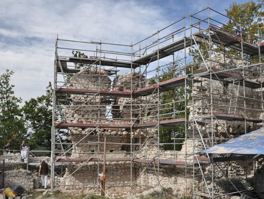 NA ZAMKU W SMOLENIU PRACUJĄ ARCHEOLODZY