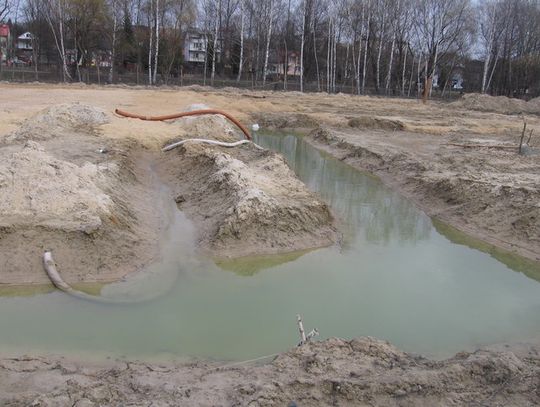 ORLIK, KTÓRY MIAŁ FRUWAĆ – TONIE W BŁOCIE!