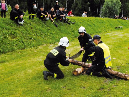 SZYBCY I SPRAWNI, STRAŻACY Z WŁODOWIC