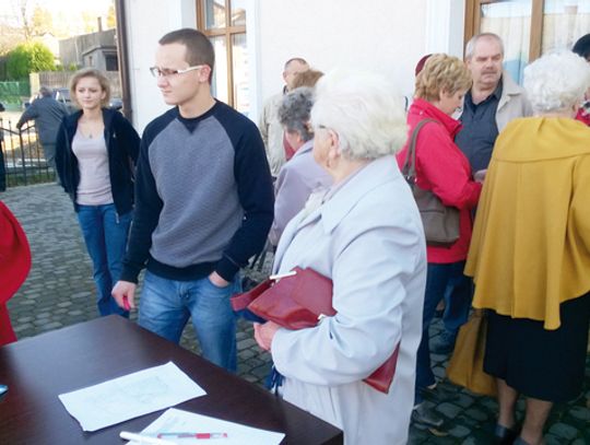 PROTEST W OGRODZIEŃCU