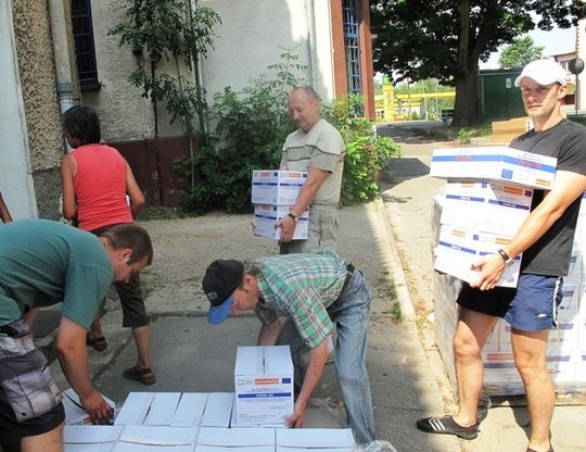 PORĘBA PODPISAŁA UMOWĘ Z BANKIEM ŻYWNOŚCI