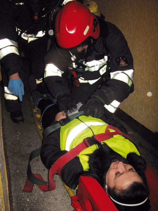 WYCIE SYREN, STRAŻACKIE DRABINY I EWAKUACJA