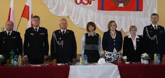 PIĘĆ LAT MINĘŁO JAK JEDEN DZIEŃ…