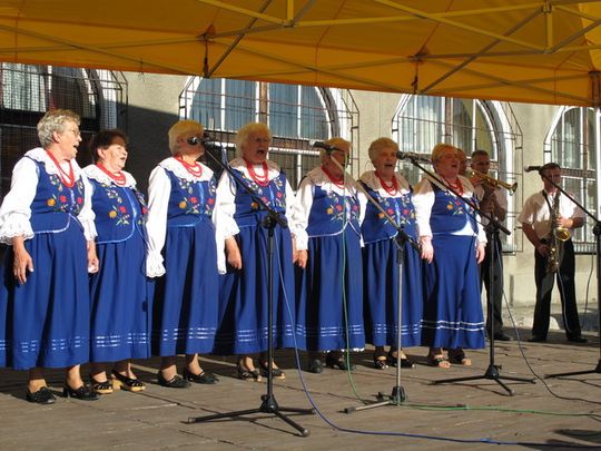 OGRODZIENIEC NA SWOJSKĄ NUTĘ