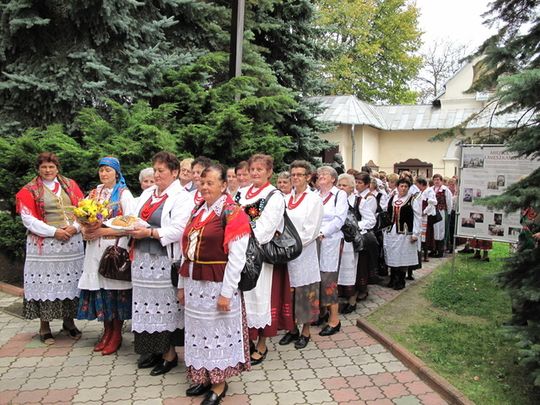 BY CHLEBA NIE ZABRAKŁO