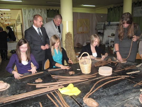 ŻYCIE CODZIENNE DAWNIEJ