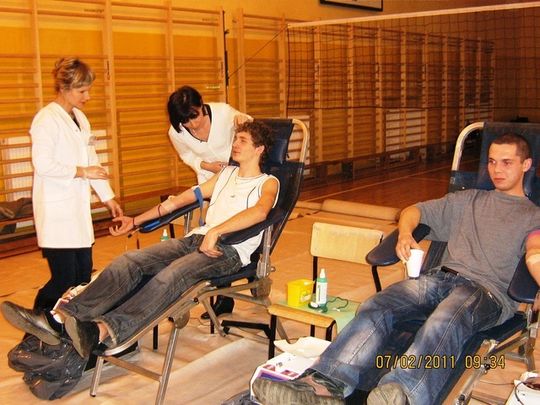 IGŁY IM NIE STRASZNE