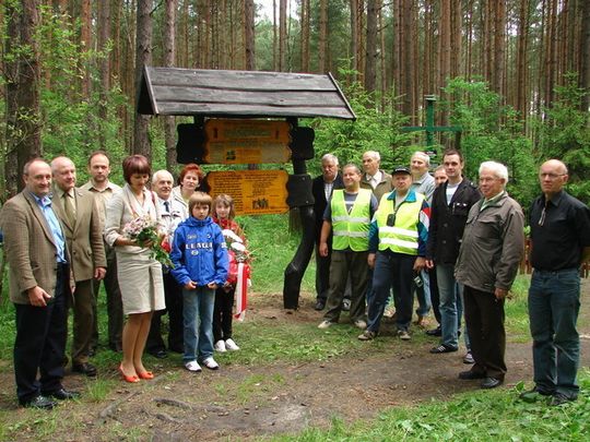 MIEJSCE PAMIĘCI DOCZEKAŁO SIĘ TABLICY
