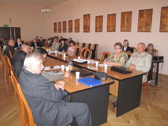 SZPITAL ZOSTAWIĄ NASTĘPNYM