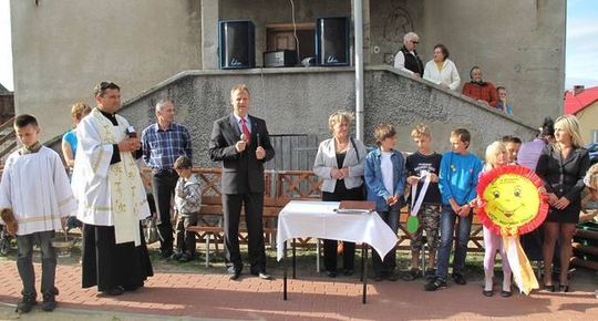 KOLEJNY PLAC ZABAW W GMINIE WŁODOWICE