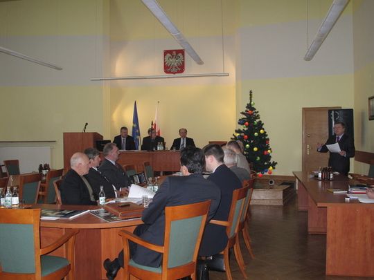 NAW WYRZUCA RADNĄ NEMŚ