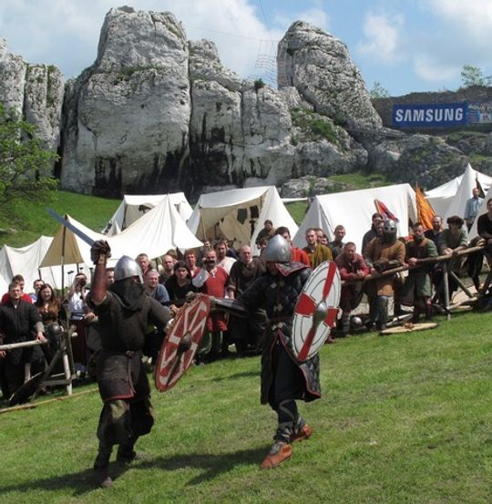 VII NAJAZD BARBARZYŃCÓW