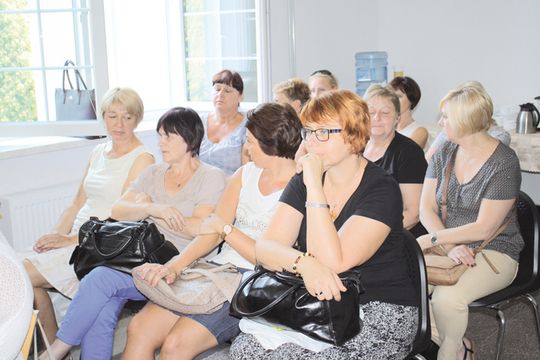 CIĄGLE CZEKAJĄ NA ZALEGŁE PENSJE!