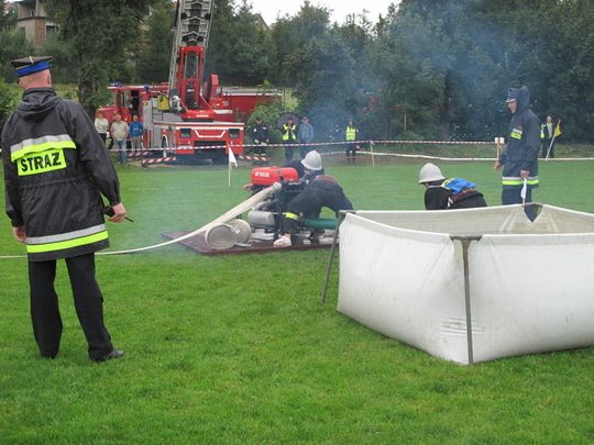 STRAŻACKIE FINAŁY W DESZCZU
