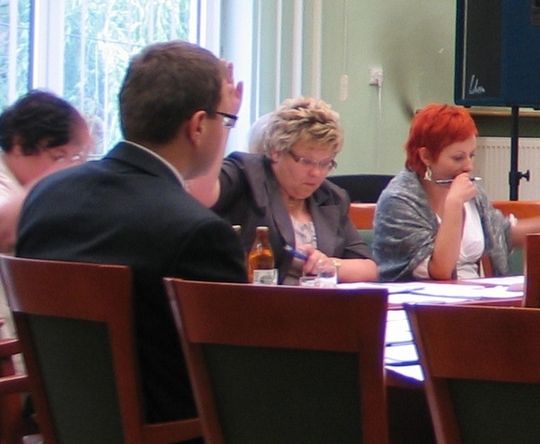 BUNT NA POKŁADZIE ZAWIERCIAŃSKIEJ PLATFORMY