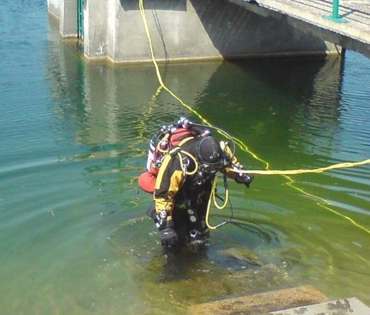 WĘDKARZ ZNALAZŁ CIAŁO MATEUSZA