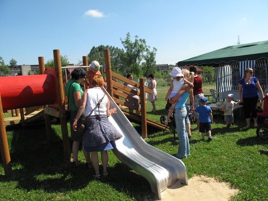 PLAC ZABAW UMILI CZAS MALUCHOM