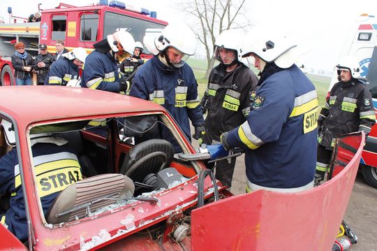 STRAŻACY W AKCJI, CZYLI SZCZEKOCINY 2013