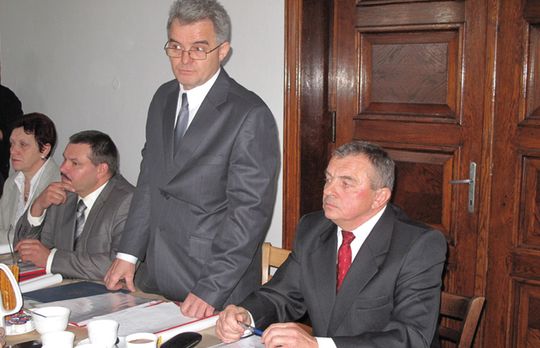 STRAŻ MIEJSKA CHCE ZAROBIĆ 3 MILIONY NA MANDATACH!