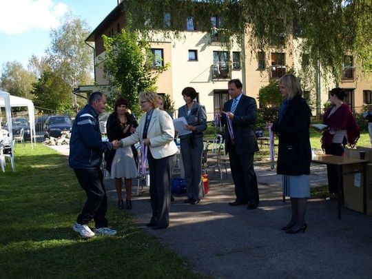 SPRAWNOŚĆ NIEPEŁNOSPRAWNYCH