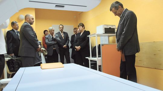 NOWOCZESNY DENSYTOMETR W WALCE Z OSTEOPOROZĄ