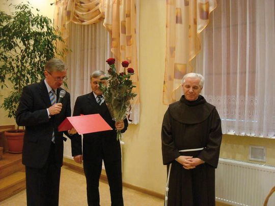 FRANCISZKANIN OJCIEC MICHALCZYK HONOREM PILICY