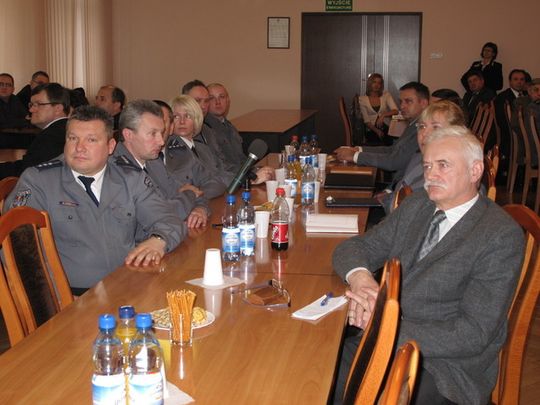 CZY WIECIE, ŻE JEST BEZPIECZNIEJ W POWIECIE?