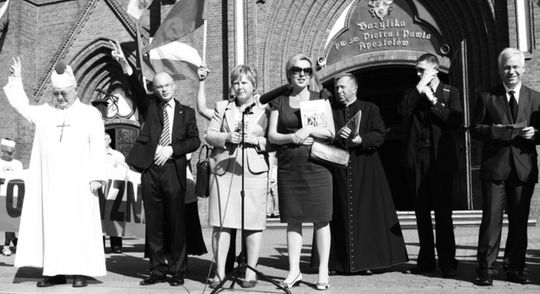 JUREK BRONIŁ EMERYTUR, HUTNIKÓW I WOLNOŚCI MEDIÓW