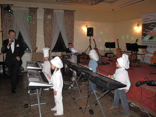 MŁODE TALENTY W HOTELU ZAWIERCIE