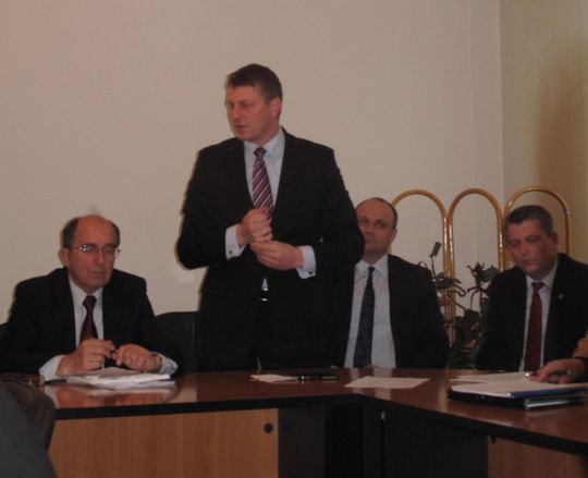 SZPITAL - PĘTLA NA SZYI POWIATU