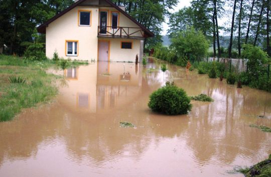 ZNISZCZONE DROGI, ZALANE POLA I PODTOPIONE DOMY!