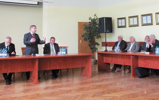 CMC WYPOWIEDZIAŁO UKŁAD ZBIOROWY