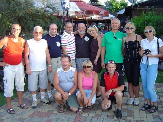 PORĘBIANIE NA ŚWIĘCIE PIECZARKI