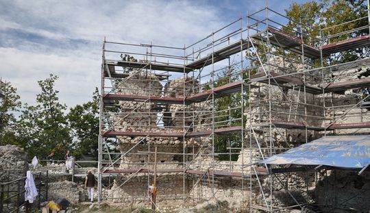 NA ZAMKU W SMOLENIU PRACUJĄ ARCHEOLODZY